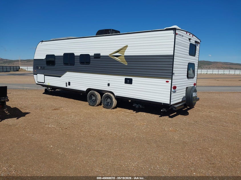 2024 Highland ridge 26bhw VIN 58TBP0BN6R77F3072 IAAI salvage auction — HAIL, Salvage (Utah), sold $5,500 on 2026-09-23 (photo 3)