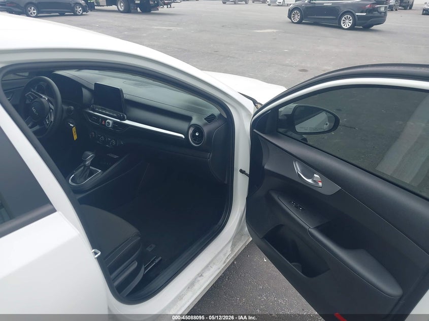 2023 Kia Forte VIN 3KPF24AD4PE622938 IAAI salvage auction — REPOSSESSION, Salvage (Idaho), sold $2,750 on 2026-07-10 (photo 5)