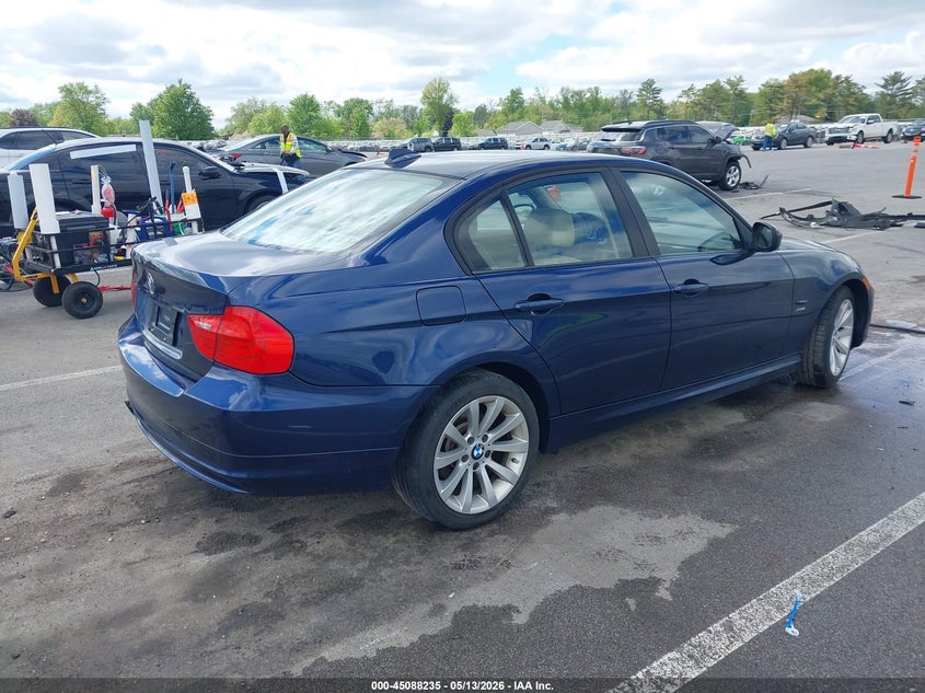 2011 BMW 3er VIN WBAPK7C54BF195266 IAAI salvage auction — LEFT FRONT, Clear (Indiana), sold $1,350 on 2026-07-24 (photo 4)