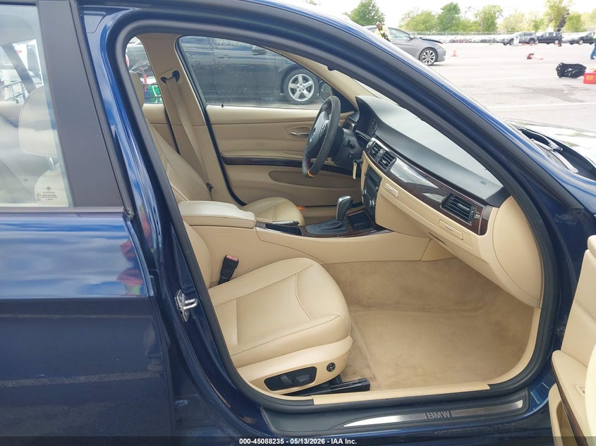 2011 BMW 3er VIN WBAPK7C54BF195266 IAAI salvage auction — LEFT FRONT, Clear (Indiana), sold $1,350 on 2026-07-24 (photo 5)