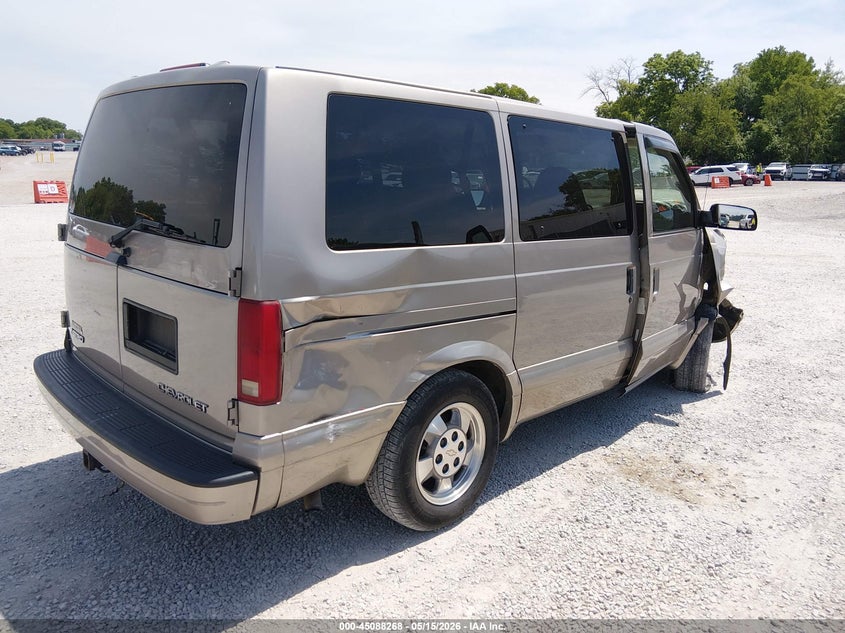 2003 Chevrolet Astro VIN 1GNDM19X33B141530 IAAI salvage auction — FRONT END, Salvage (Kentucky), sold $250 on 2026-07-08 (photo 4)