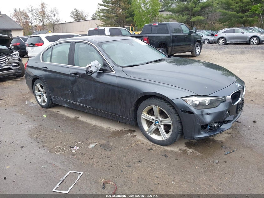 2015 BMW 3er VIN WBA3B1C53FK163062 IAAI salvage auction — SIDE, Salvage (New Hampshire), sold $800 on 2026-08-24 (photo 1)
