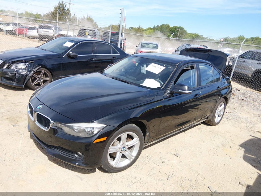 2015 BMW 3er VIN WBA3C3G57FNS76319 IAAI salvage auction — REAR END, Salvage (North Carolina), sold $1,900 on 2026-07-20 (photo 2)