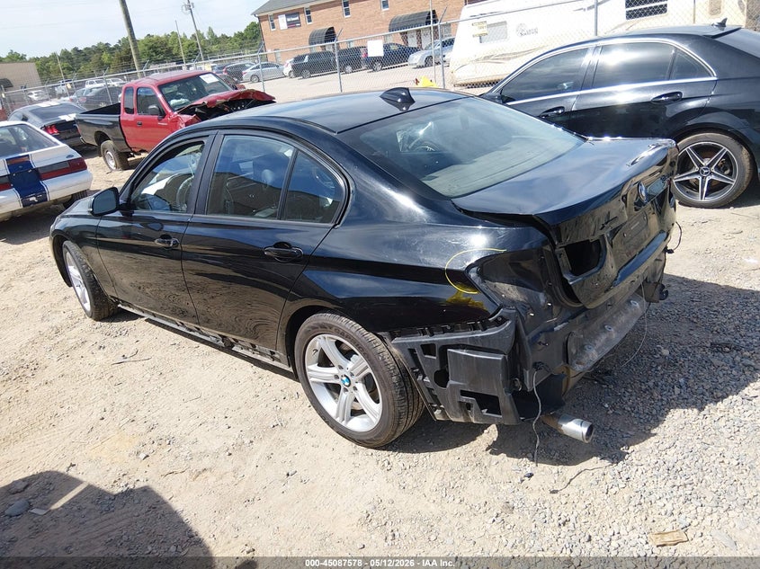 2015 BMW 3er VIN WBA3C3G57FNS76319 IAAI salvage auction — REAR END, Salvage (North Carolina), sold $1,900 on 2026-07-20 (photo 3)