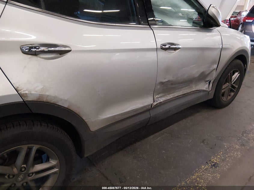 2017 Hyundai Santa fe VIN 5XYZU3LB8HG447384 IAAI salvage auction — SIDE, Salvage (Oregon), sold $3,250 on 2026-07-17 (photo 6)
