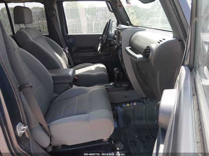 2007 Jeep Wrangler unlimited VIN 1J8GA69127L144287 IAAI salvage auction — HAIL, Salvage (Kansas), sold $3,950 on 2026-07-09 (photo 5)