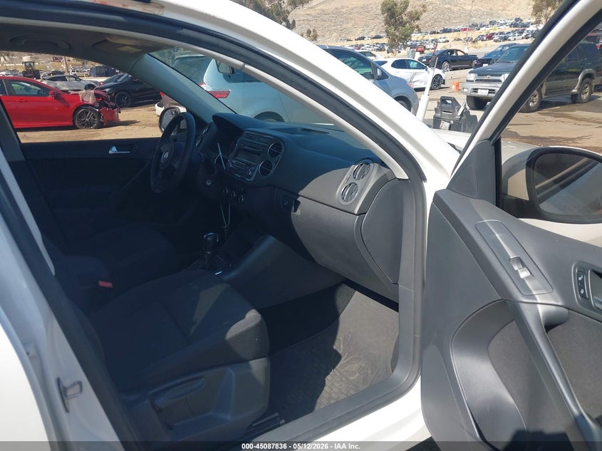 2012 Volkswagen Tiguan VIN WVGAV7AX6CW588218 IAAI salvage auction — FRONT & REAR, Salvage (California), sold $1,000 on 2026-07-14 (photo 5)
