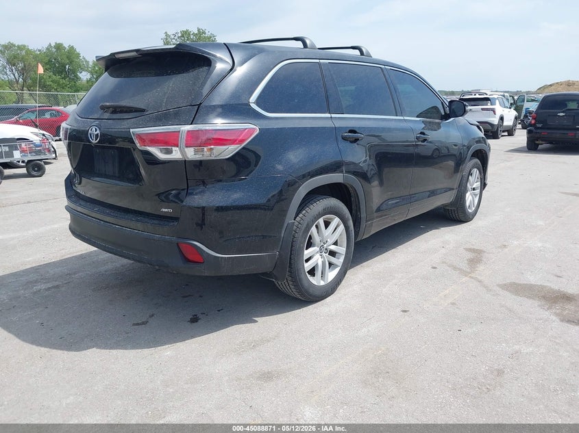 2016 Toyota Highlander VIN 5TDBKRFH3GS300546 IAAI salvage auction — FRONT END, Salvage (Iowa), sold $6,150 on 2026-07-21 (photo 4)