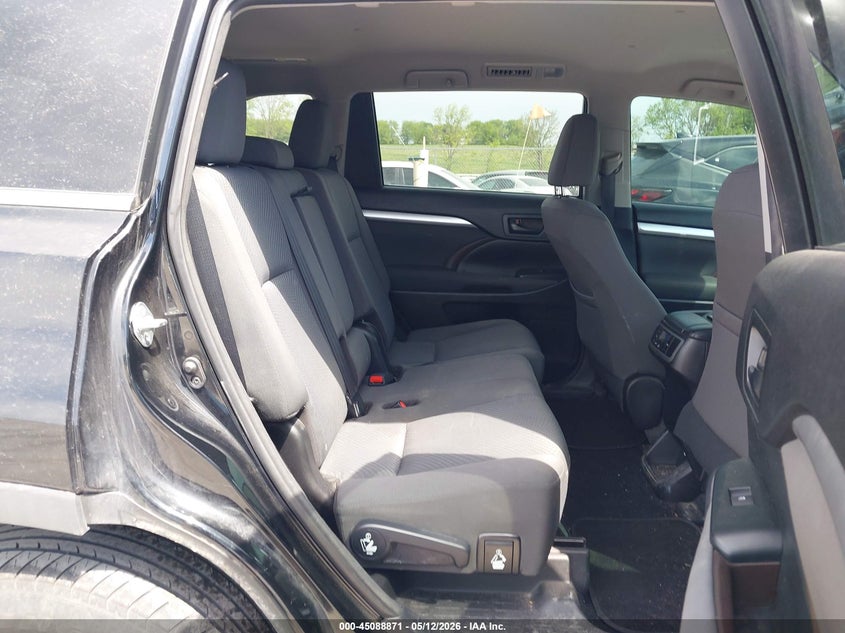 2016 Toyota Highlander VIN 5TDBKRFH3GS300546 IAAI salvage auction — FRONT END, Salvage (Iowa), sold $6,150 on 2026-07-21 (photo 8)