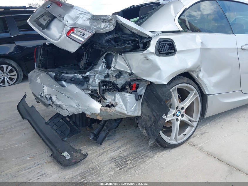 2013 BMW 3er VIN WBADW7C50DE732389 IAAI salvage auction — FRONT & REAR, Rebuildable (Florida), sold $500 on 2026-07-28 (photo 6)