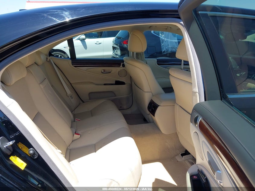 2015 Lexus Ls VIN JTHBL5EF0F5133765 IAAI salvage auction — FRONT END, Clear (Oklahoma), sold $9,000 on 2026-07-15 (photo 8)