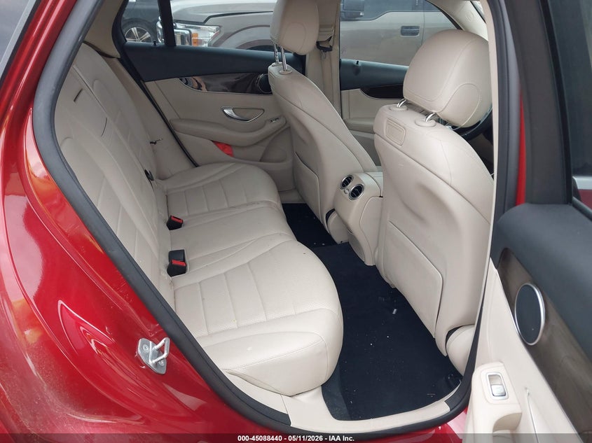 2019 Mercedes-benz Glc VIN WDC0G4JBXKV170420 IAAI salvage auction — REAR END, Salvage (North Carolina), sold $7,100 on 2026-07-06 (photo 8)