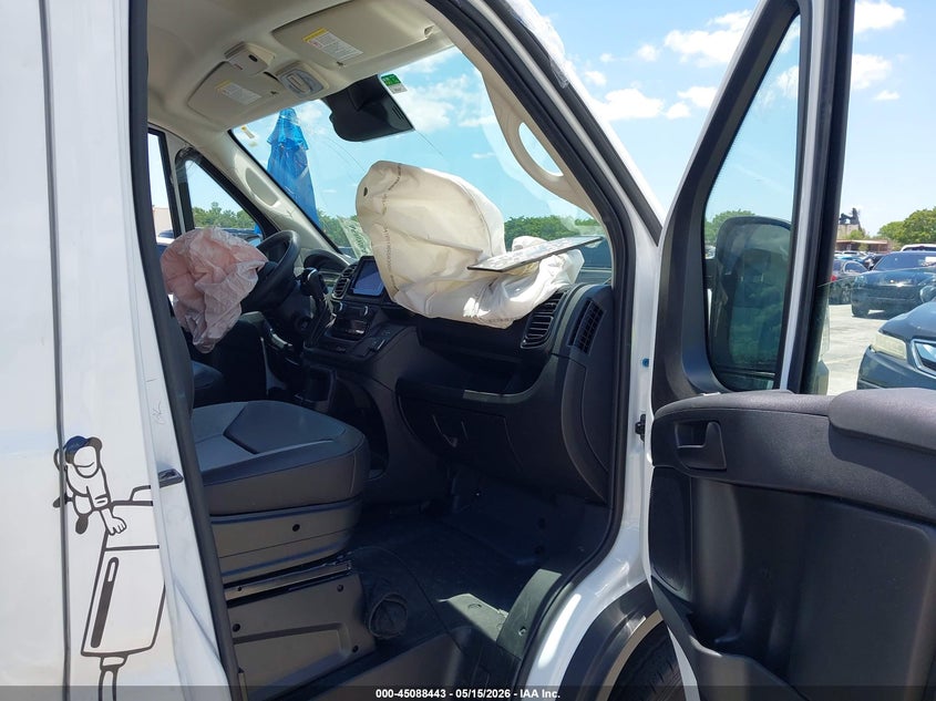2025 Ram Promaster city VIN 3C6LRVNG3SE545102 IAAI salvage auction — FRONT END, Rebuildable (Florida), sold $6,100 on 2026-07-29 (photo 5)