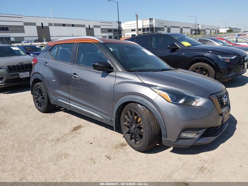 2020 Nissan Kicks VIN 3N1CP5DV5LL495401 IAAI salvage auction — SIDE, Original (Texas), sold $2,350 on 2026-07-09 (photo 1)