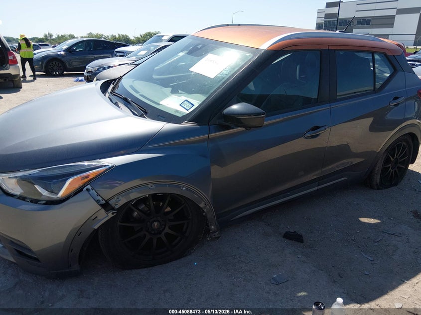2020 Nissan Kicks VIN 3N1CP5DV5LL495401 IAAI salvage auction — SIDE, Original (Texas), sold $2,350 on 2026-07-09 (photo 6)