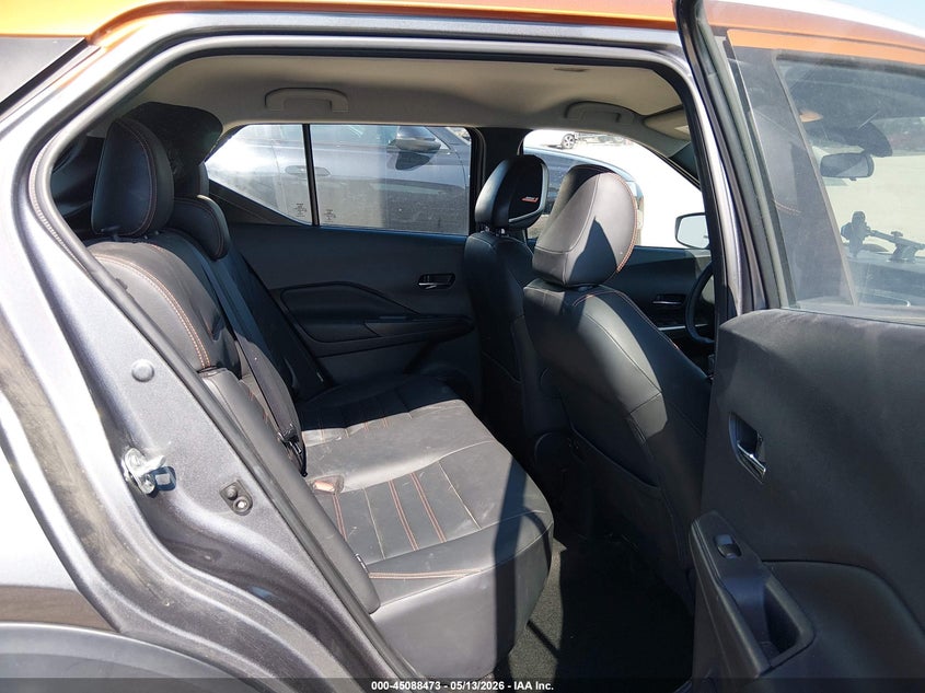 2020 Nissan Kicks VIN 3N1CP5DV5LL495401 IAAI salvage auction — SIDE, Original (Texas), sold $2,350 on 2026-07-09 (photo 8)