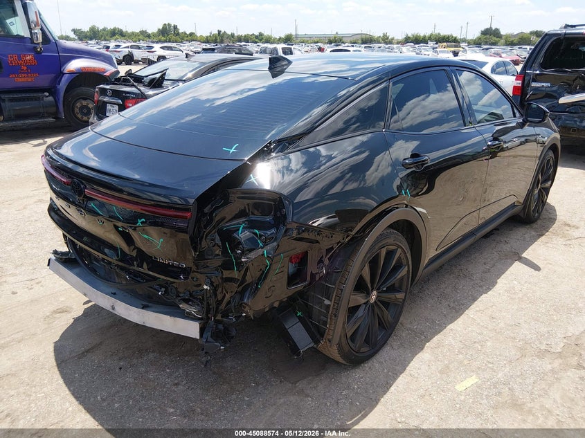 2026 Toyota Crown VIN JTDAAAAF4T3039994 IAAI salvage auction — REAR END, Salvage Title, sold $22,850 on 2026-07-22 (photo 4)