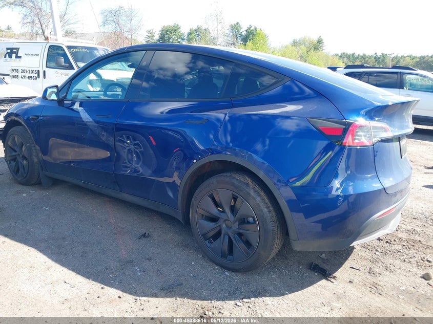 2025 Tesla Model y VIN 7SAYGDEE0SF293545 IAAI salvage auction — FRONT END, Salvage Title, sold $16,500 on 2026-07-23 (photo 3)
