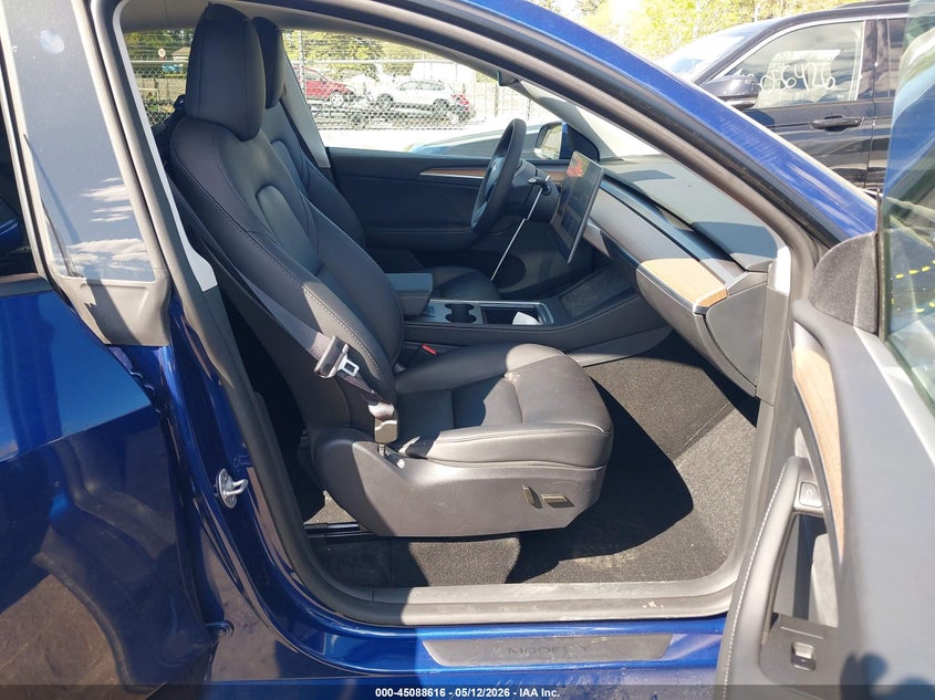 2025 Tesla Model y VIN 7SAYGDEE0SF293545 IAAI salvage auction — FRONT END, Salvage Title, sold $16,500 on 2026-07-23 (photo 5)