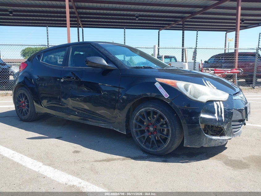 2016 Hyundai Veloster VIN KMHTC6AD5GU291960 IAAI salvage auction — NORMAL WEAR, Clear - Dealer Only (California), sold $875 on 2026-07-14 (photo 1)