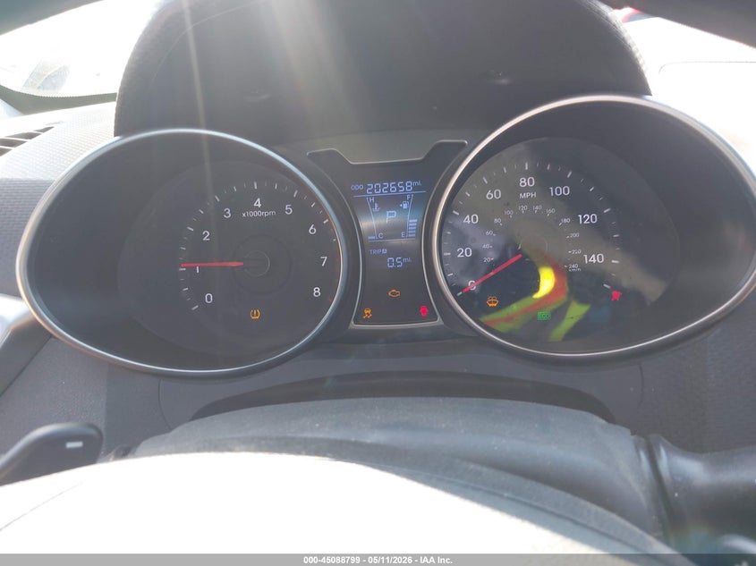 2016 Hyundai Veloster VIN KMHTC6AD5GU291960 IAAI salvage auction — NORMAL WEAR, Clear - Dealer Only (California), sold $875 on 2026-07-14 (photo 7)