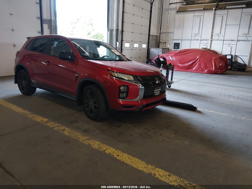 2026 Mitsubishi Outlander VIN JA4ARUAU5TU005155 IAAI salvage auction — LEFT FRONT, Salvage (Oregon), sold $7,700 on 2026-07-30 (photo 1)