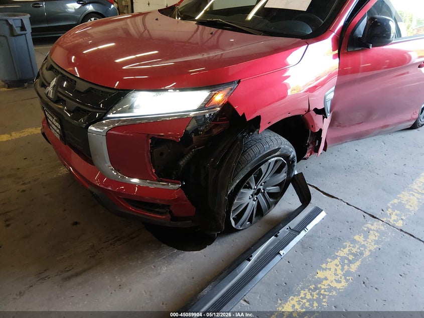 2026 Mitsubishi Outlander VIN JA4ARUAU5TU005155 IAAI salvage auction — LEFT FRONT, Salvage (Oregon), sold $7,700 on 2026-07-30 (photo 6)