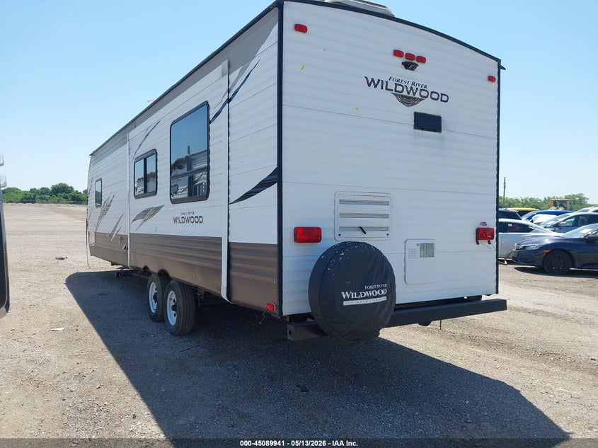 2018 Forest river 27r VIN 4X4TWDC26JA263454 IAAI salvage auction — HAIL, Original (Texas), sold $3,500 on 2026-07-08 (photo 3)