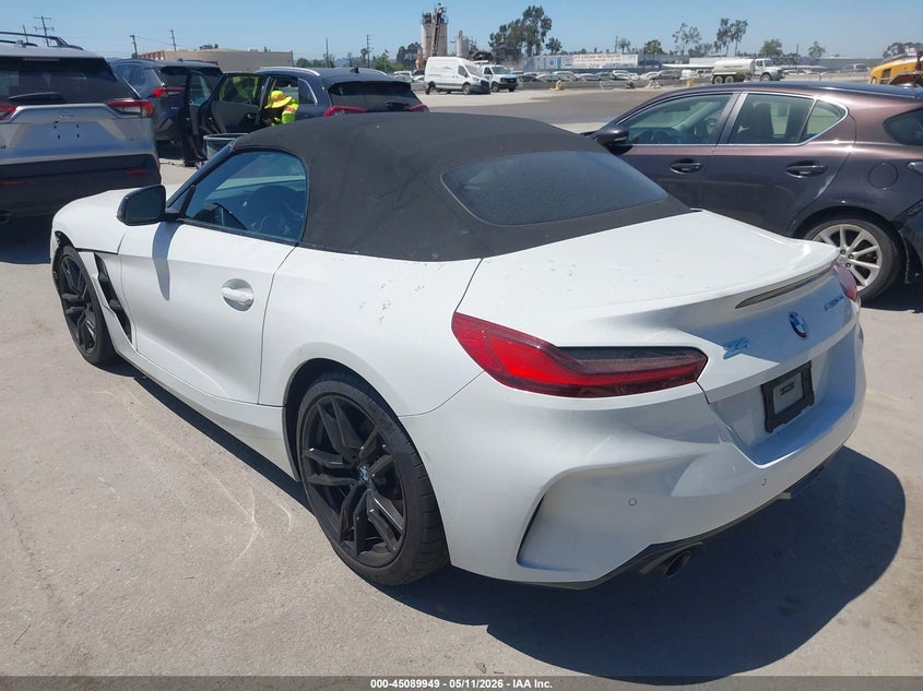 2024 BMW Z4 VIN WBAHF3C03RWY33832 IAAI salvage auction — FRONT END, Salvage (California), sold $19,100 on 2026-07-15 (photo 3)