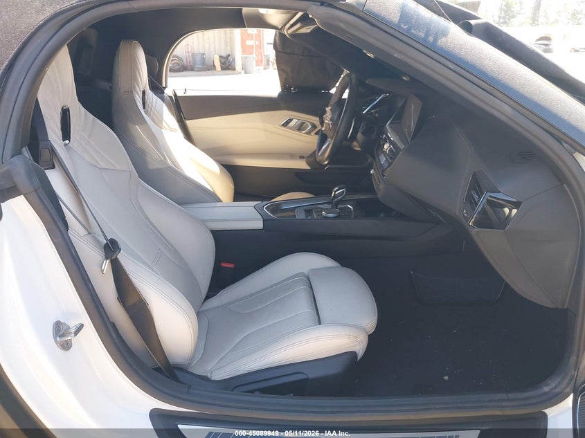 2024 BMW Z4 VIN WBAHF3C03RWY33832 IAAI salvage auction — FRONT END, Salvage (California), sold $19,100 on 2026-07-15 (photo 8)