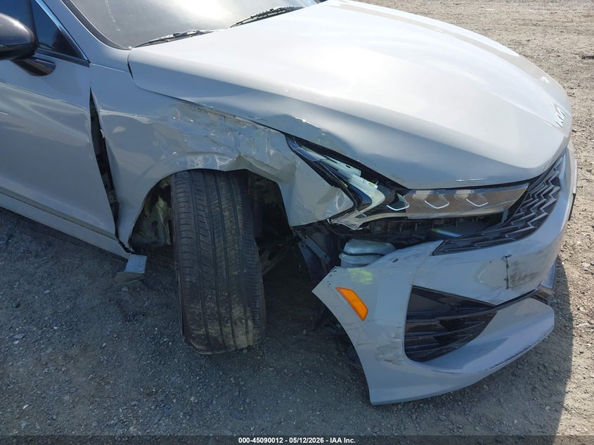 2022 Kia K5 VIN 5XXG64J2XNG141698 IAAI salvage auction — RIGHT FRONT, Salvage - 75% Or Less (Maryland), sold $5,300 on 2026-07-06 (photo 6)