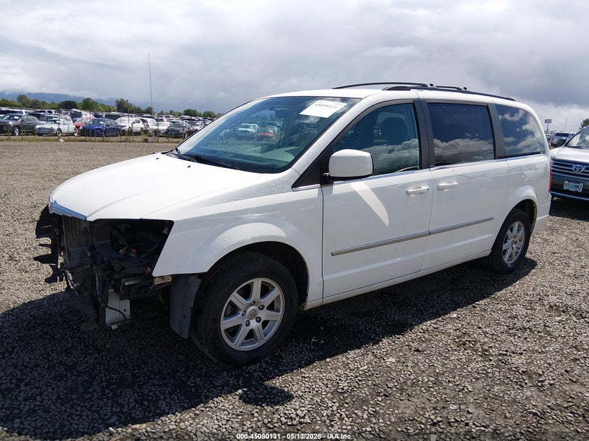 2010 Chrysler Town & country VIN 2A4RR5D11AR214896 IAAI salvage auction — FRONT END, Salvage (Oregon), sold $300 on 2026-07-23 (photo 2)