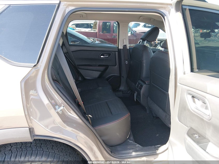 2025 Nissan Rogue VIN 5N1BT3BB5SC834455 IAAI salvage auction — FRONT END, Salvage (Texas), sold $8,500 on 2026-07-29 (photo 8)