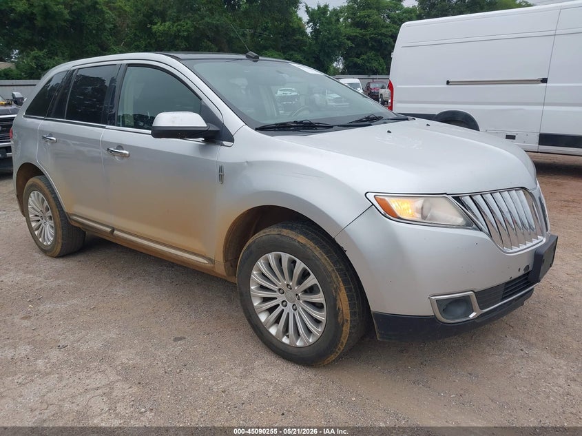 2014 Lincoln Mkx VIN 2LMDJ6JK4EBL13737 IAAI salvage auction — SIDE, Original (Texas), sold $775 on 2026-07-17 (photo 1)