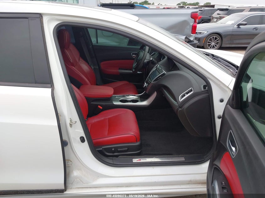 2018 Acura Tlx VIN 19UUB2F6XJA004489 IAAI salvage auction — HAIL, Original (Texas), sold $9,600 on 2026-07-30 (photo 5)