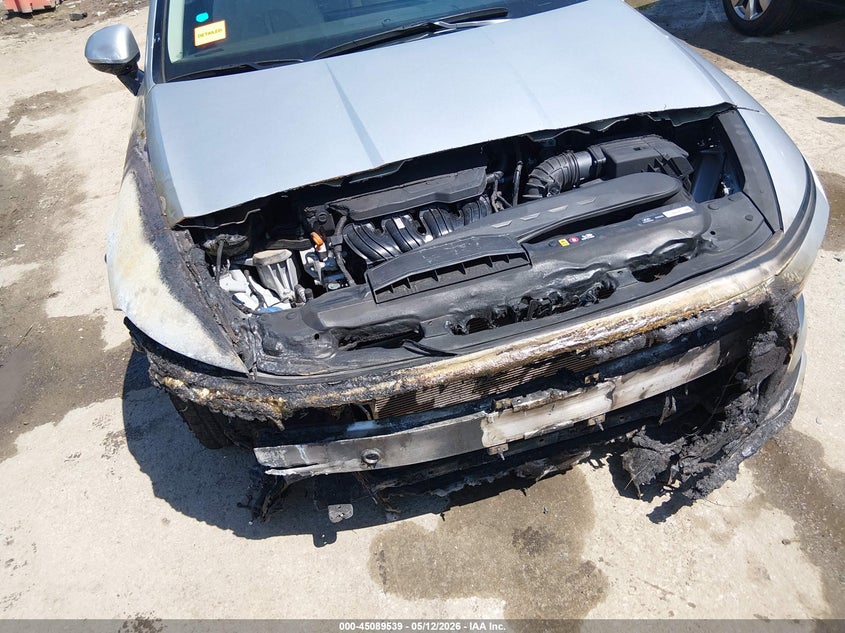 2024 Hyundai Sonata VIN KMHL64JA9RA378556 IAAI salvage auction — ENGINE BURN, Salvage (Kansas), sold $3,150 on 2026-07-15 (photo 6)