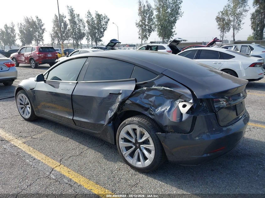 2022 Tesla Model 3 VIN 5YJ3E1EB2NF278762 IAAI salvage auction — SIDE, Salvage Title, sold $575 on 2026-07-28 (photo 3)