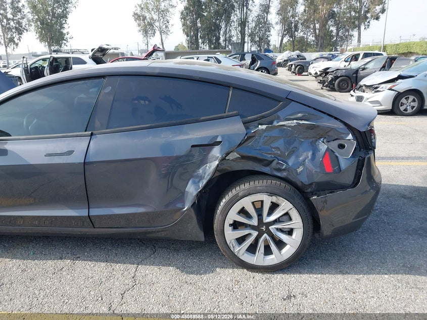 2022 Tesla Model 3 VIN 5YJ3E1EB2NF278762 IAAI salvage auction — SIDE, Salvage Title, sold $575 on 2026-07-28 (photo 6)