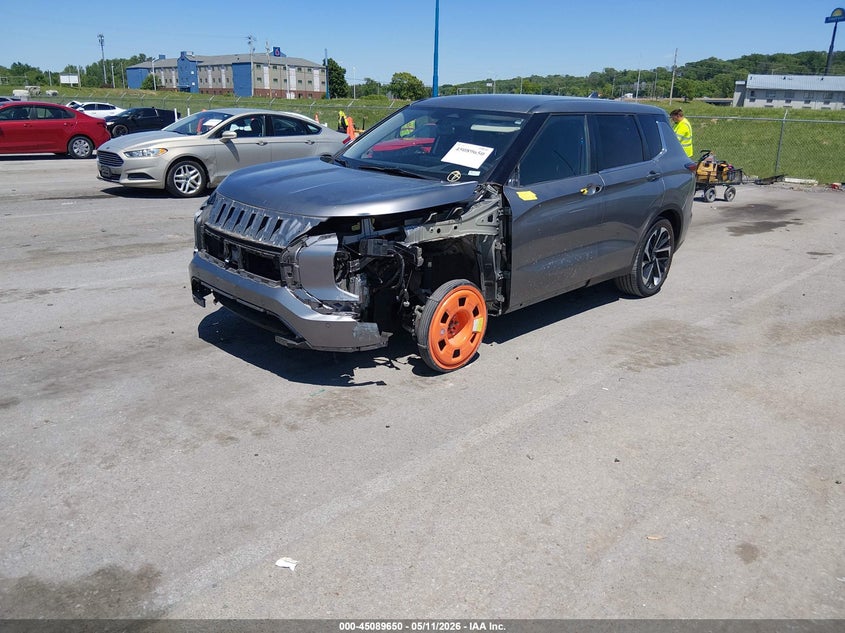 2022 Mitsubishi Outlander VIN JA4J3UA8XNZ028862 IAAI salvage auction — FRONT END, Salvage (Missouri), sold $5,200 on 2026-07-07 (photo 2)