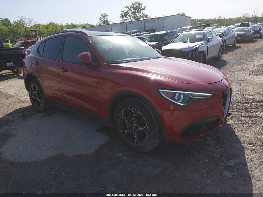 2018 Alfa romeo Stelvio VIN ZASFAKNN1J7B94819 IAAI salvage auction — FRONT END, Salvage (Kentucky), sold $5,600 on 2026-07-10 (photo 1)