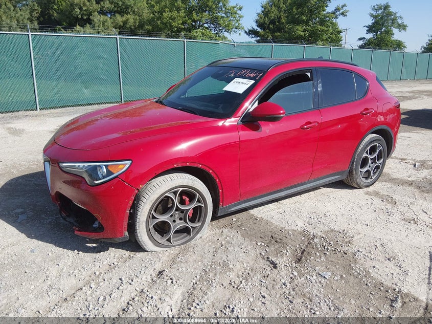 2018 Alfa romeo Stelvio VIN ZASFAKNN1J7B94819 IAAI salvage auction — FRONT END, Salvage (Kentucky), sold $5,600 on 2026-07-10 (photo 2)