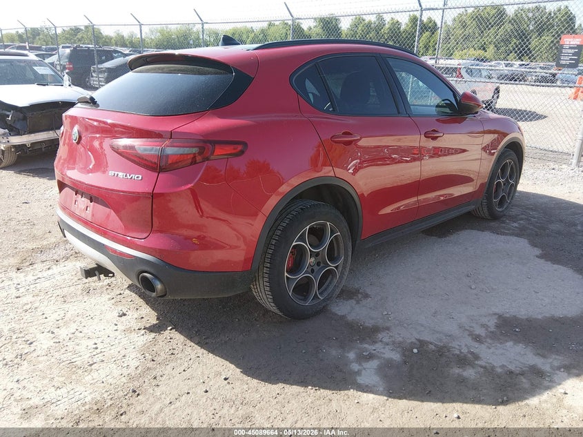 2018 Alfa romeo Stelvio VIN ZASFAKNN1J7B94819 IAAI salvage auction — FRONT END, Salvage (Kentucky), sold $5,600 on 2026-07-10 (photo 4)