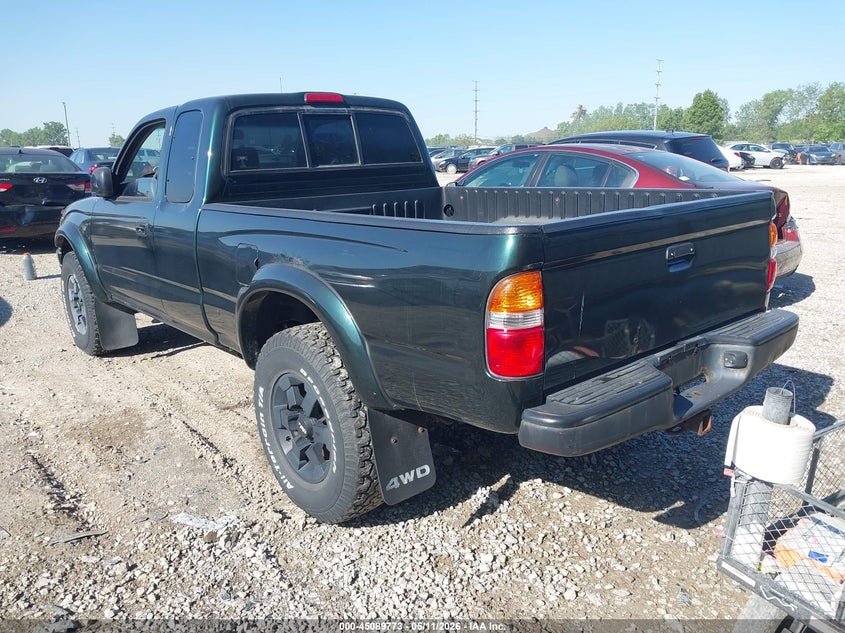 2001 Toyota Tacoma VIN 5TEWN72N01Z723913 IAAI salvage auction — NORMAL WEAR, Original (Ohio), sold $1,800 on 2026-07-08 (photo 3)
