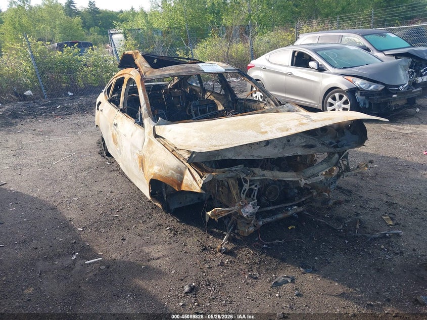 2015 BMW 3er VIN WBA3X5C51FD562789 IAAI salvage auction — TOTAL BURN, Salvage (Massachusetts), sold $100 on 2026-08-14 (photo 1)