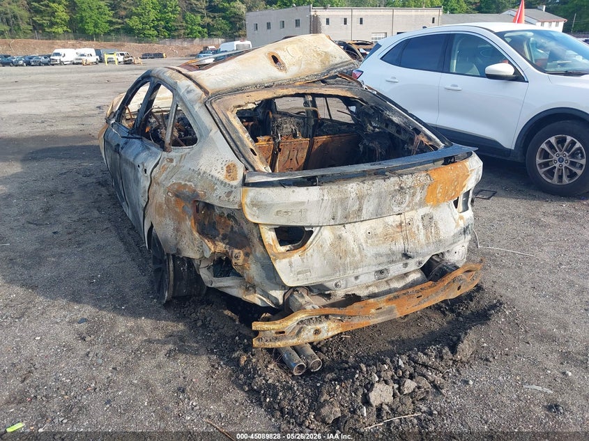 2015 BMW 3er VIN WBA3X5C51FD562789 IAAI salvage auction — TOTAL BURN, Salvage (Massachusetts), sold $100 on 2026-08-14 (photo 3)