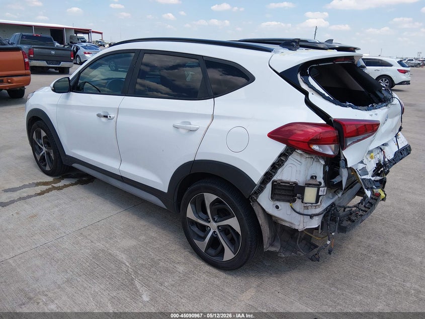 2018 Hyundai Tucson VIN KM8J33A28JU778453 IAAI salvage auction — REAR END, Original (Texas), sold $4,000 on 2026-07-10 (photo 3)