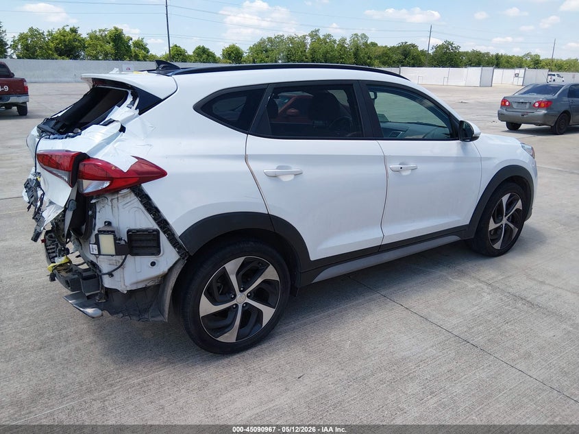 2018 Hyundai Tucson VIN KM8J33A28JU778453 IAAI salvage auction — REAR END, Original (Texas), sold $4,000 on 2026-07-10 (photo 4)