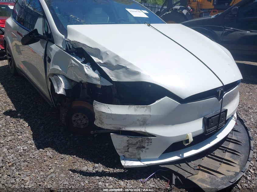 2025 Tesla Model x VIN 7SAXCAE58SF471286 IAAI salvage auction — FRONT END, Clear (New Jersey), sold $25,250 on 2026-07-15 (photo 6)