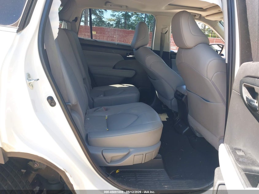 2020 Toyota Highlander VIN 5TDGZRBH6LS031508 IAAI salvage auction — RIGHT SIDE, Original (Texas), sold $13,750 on 2026-07-23 (photo 8)