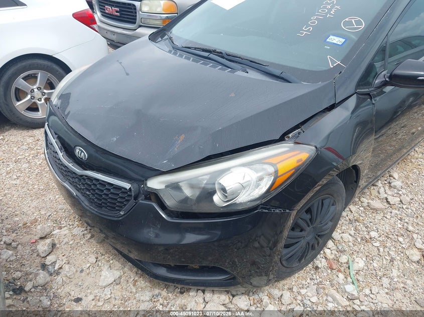 2015 Kia Forte VIN KNAFX4A6XF5411592 IAAI salvage auction — FRONT END, Original (Texas), sold $25 on 2026-07-22 (photo 6)